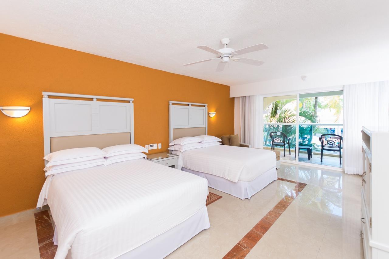Chambre Double avec Terrasse (2 Adultes + 2 Enfants)
